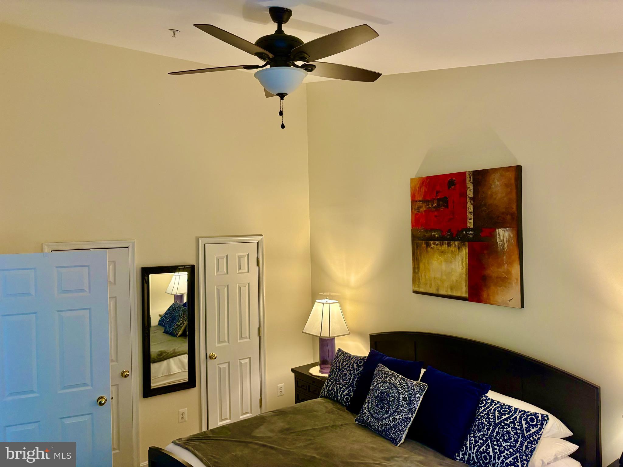 RIVER OAKS - Residential