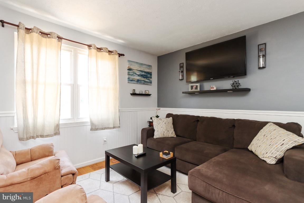 THE HIGHLANDS - Residential