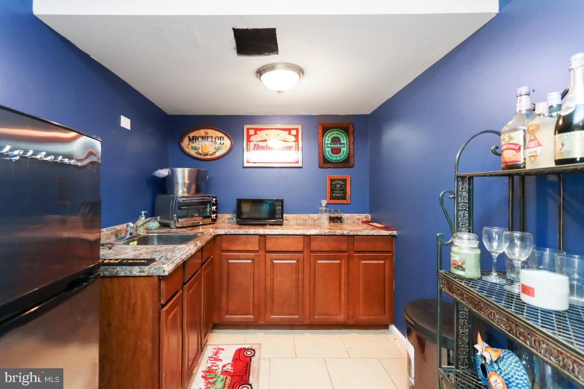 THE HIGHLANDS - Residential