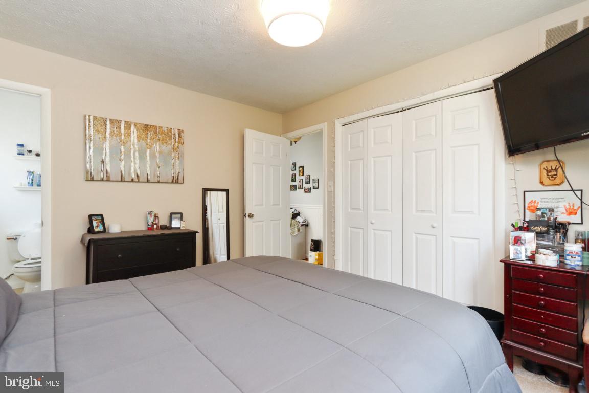 THE HIGHLANDS - Residential