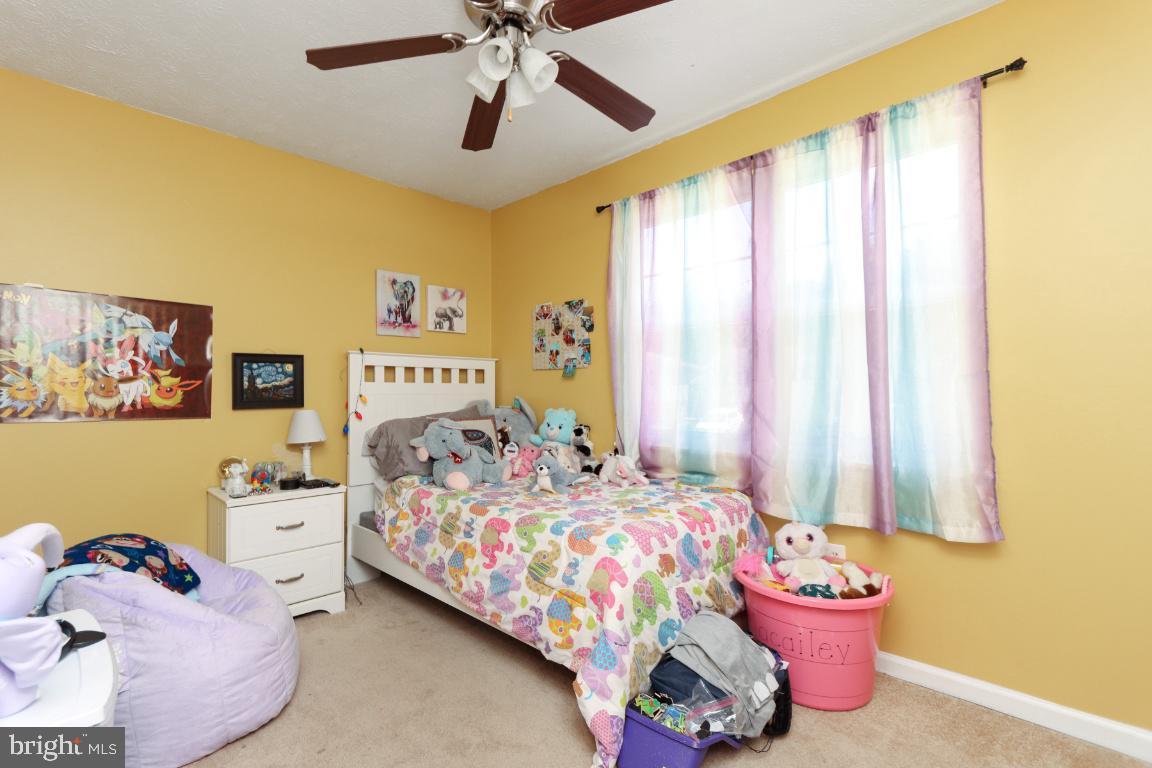 THE HIGHLANDS - Residential