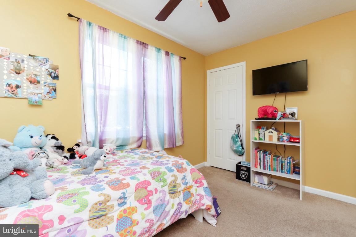 THE HIGHLANDS - Residential