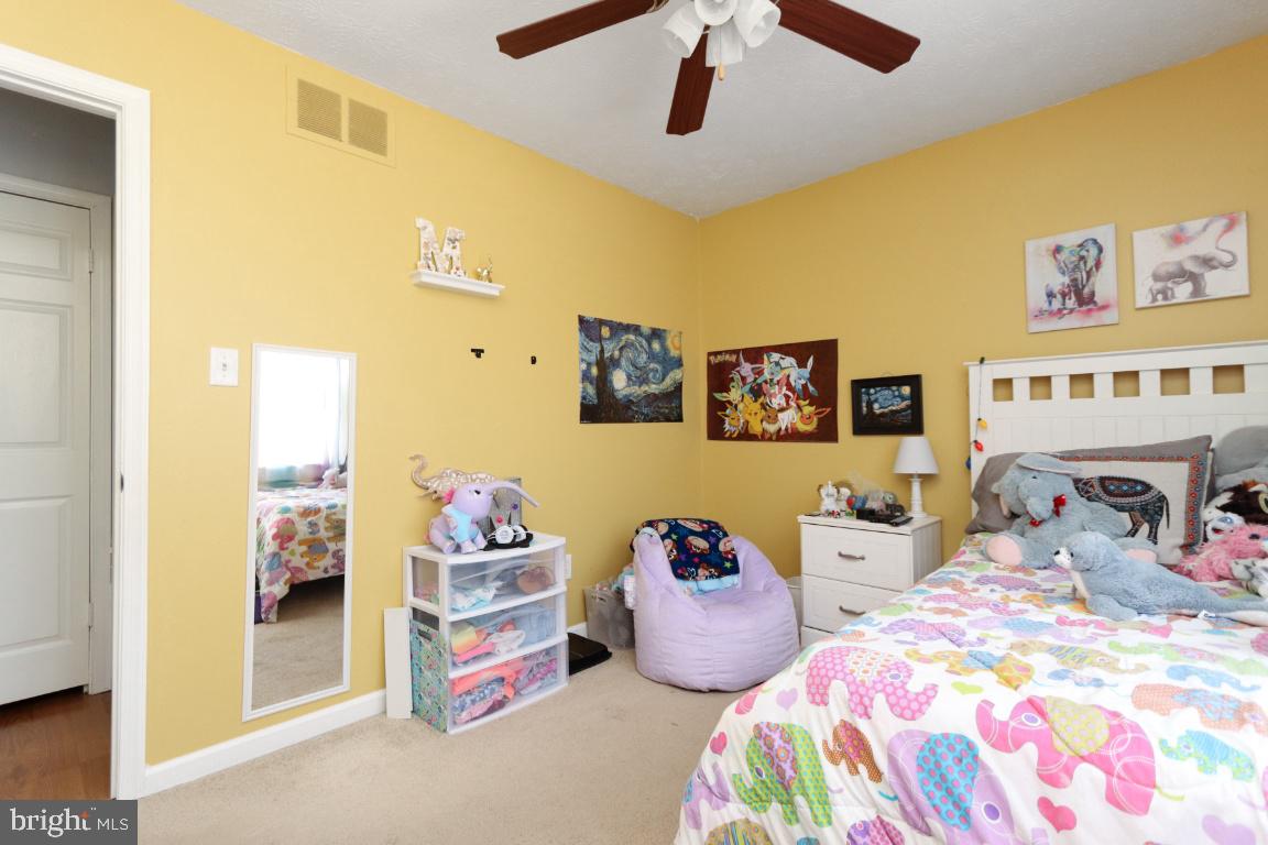 THE HIGHLANDS - Residential