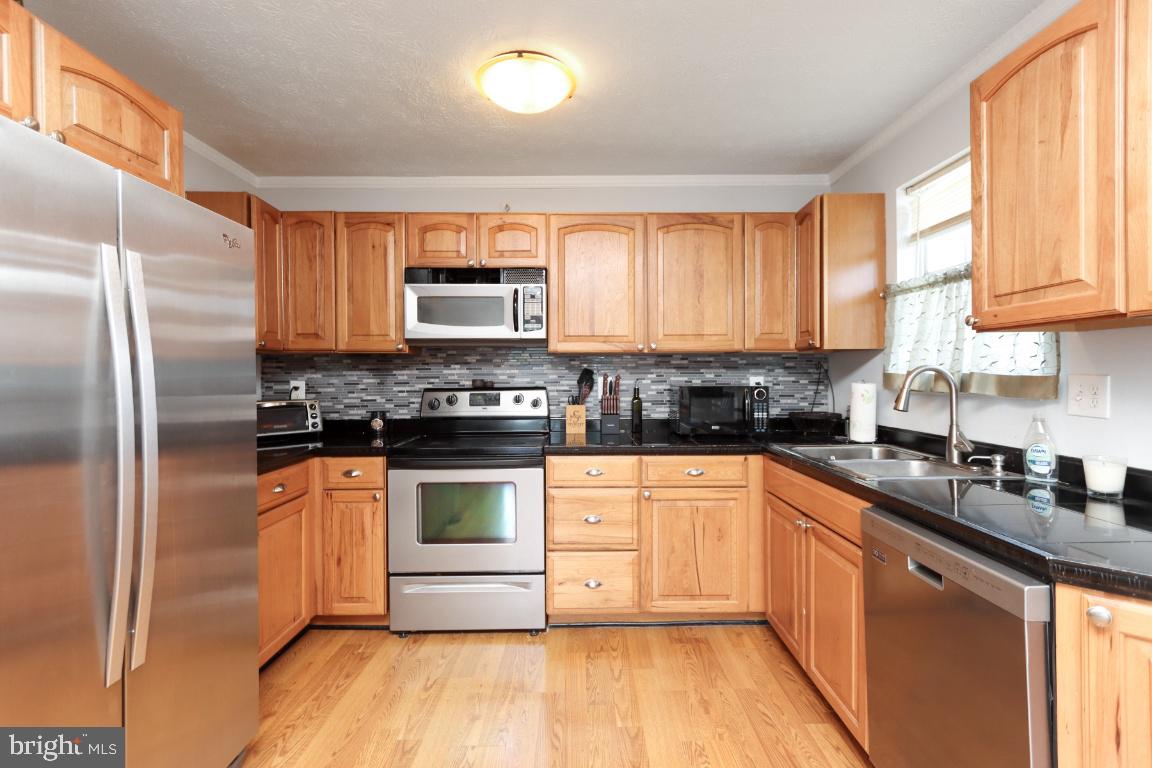 THE HIGHLANDS - Residential