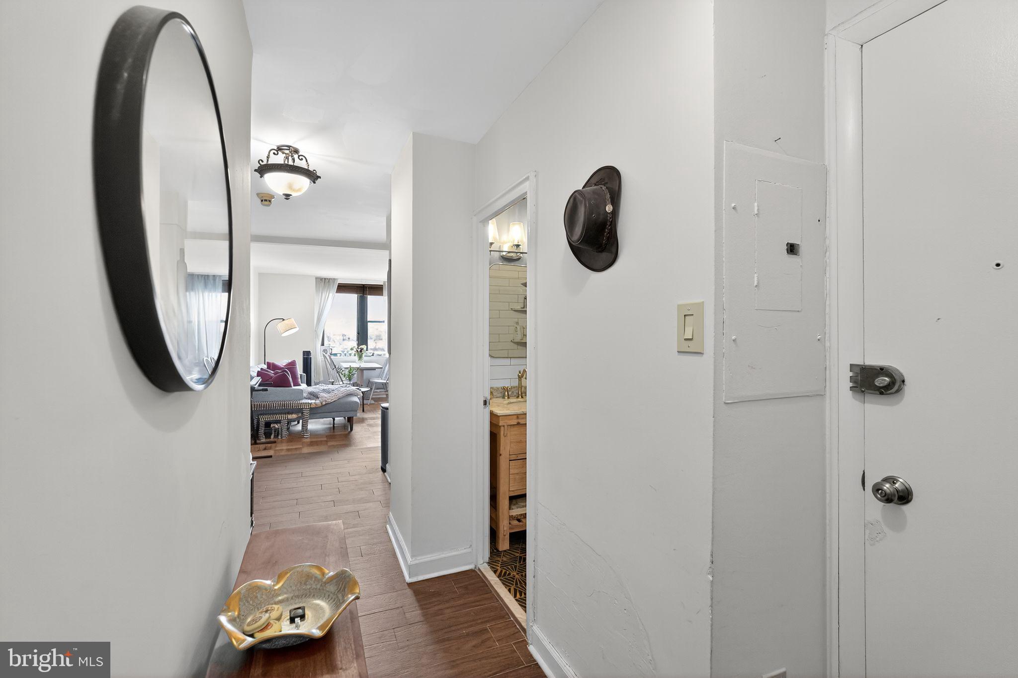 ART MUSEUM AREA - Residential