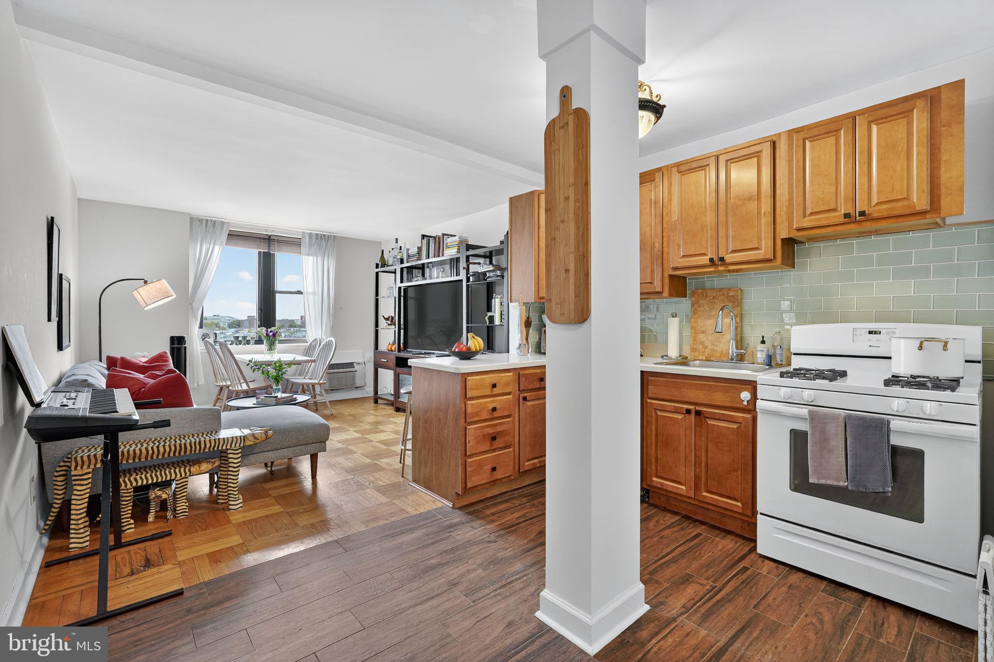 2601 PENNSYLVANIA AVENUE 00 1152