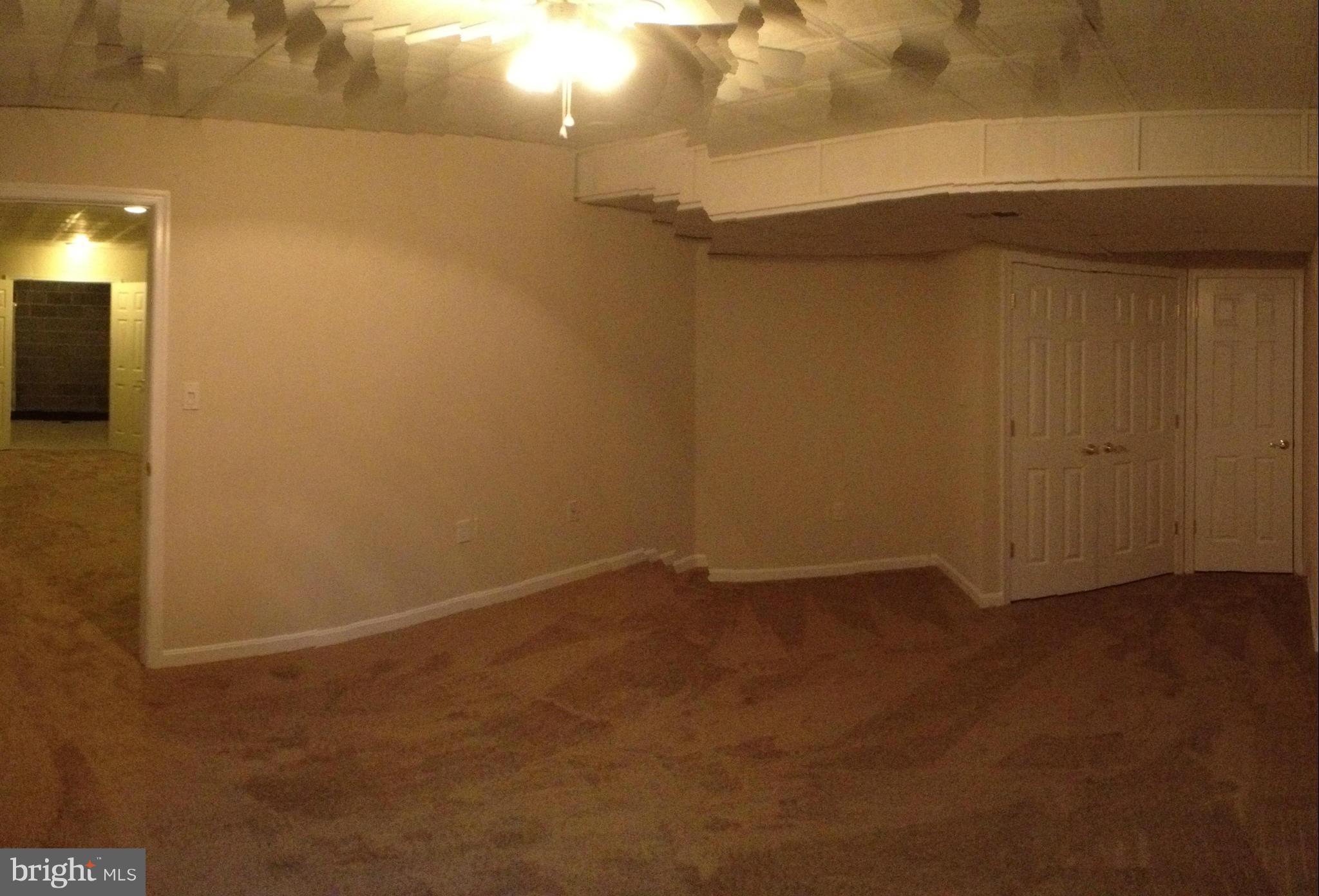 SEVEN OAKS - Residential