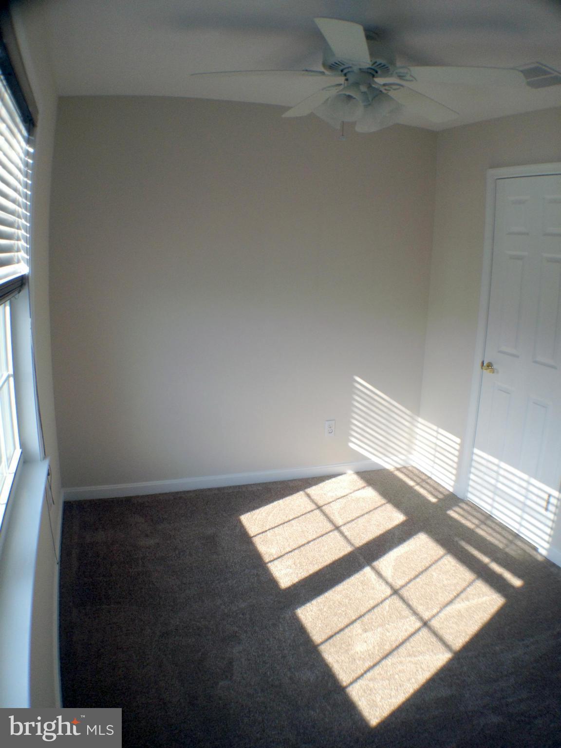 SEVEN OAKS - Residential