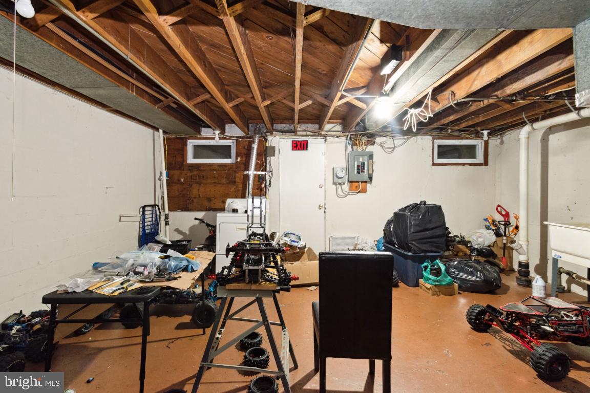 NORTHWOOD - Residential