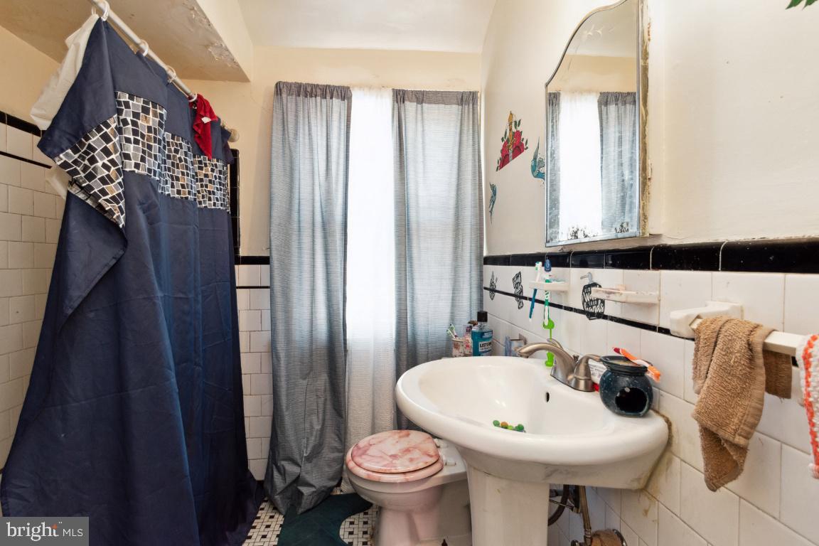 NORTHWOOD - Residential