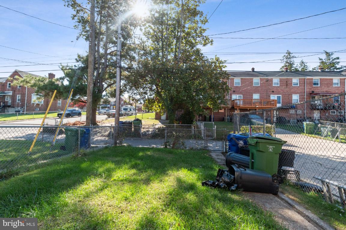 NORTHWOOD - Residential