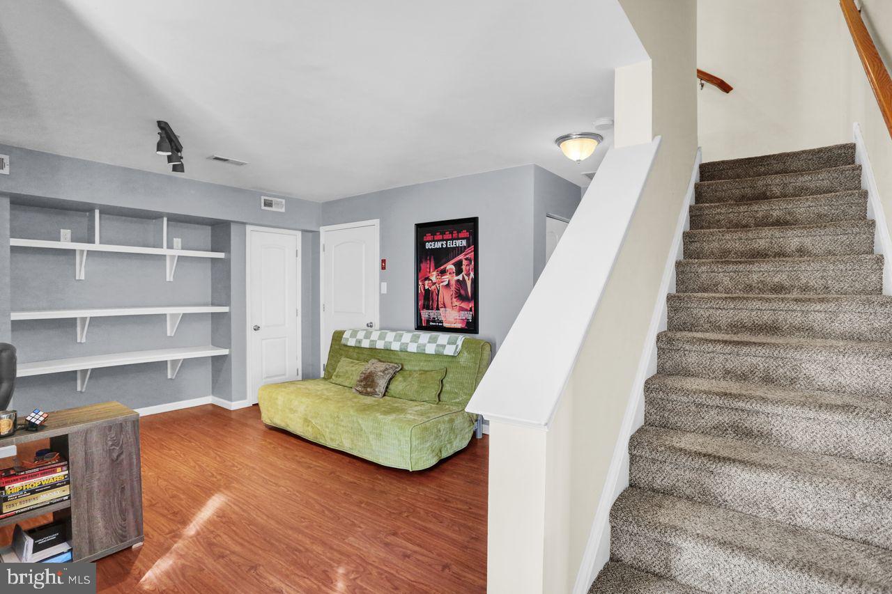 277 INDUSTRIAL HIGHWAY