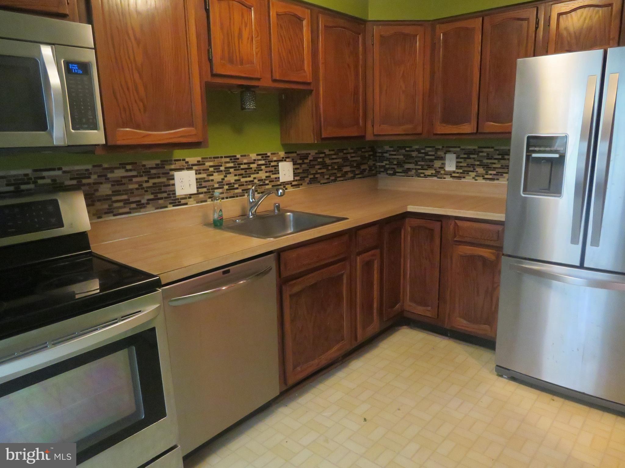 FOREST KNOLL - Residential