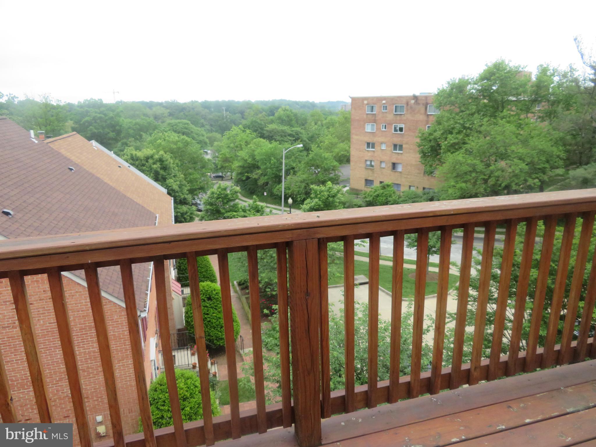 FOREST KNOLL - Residential