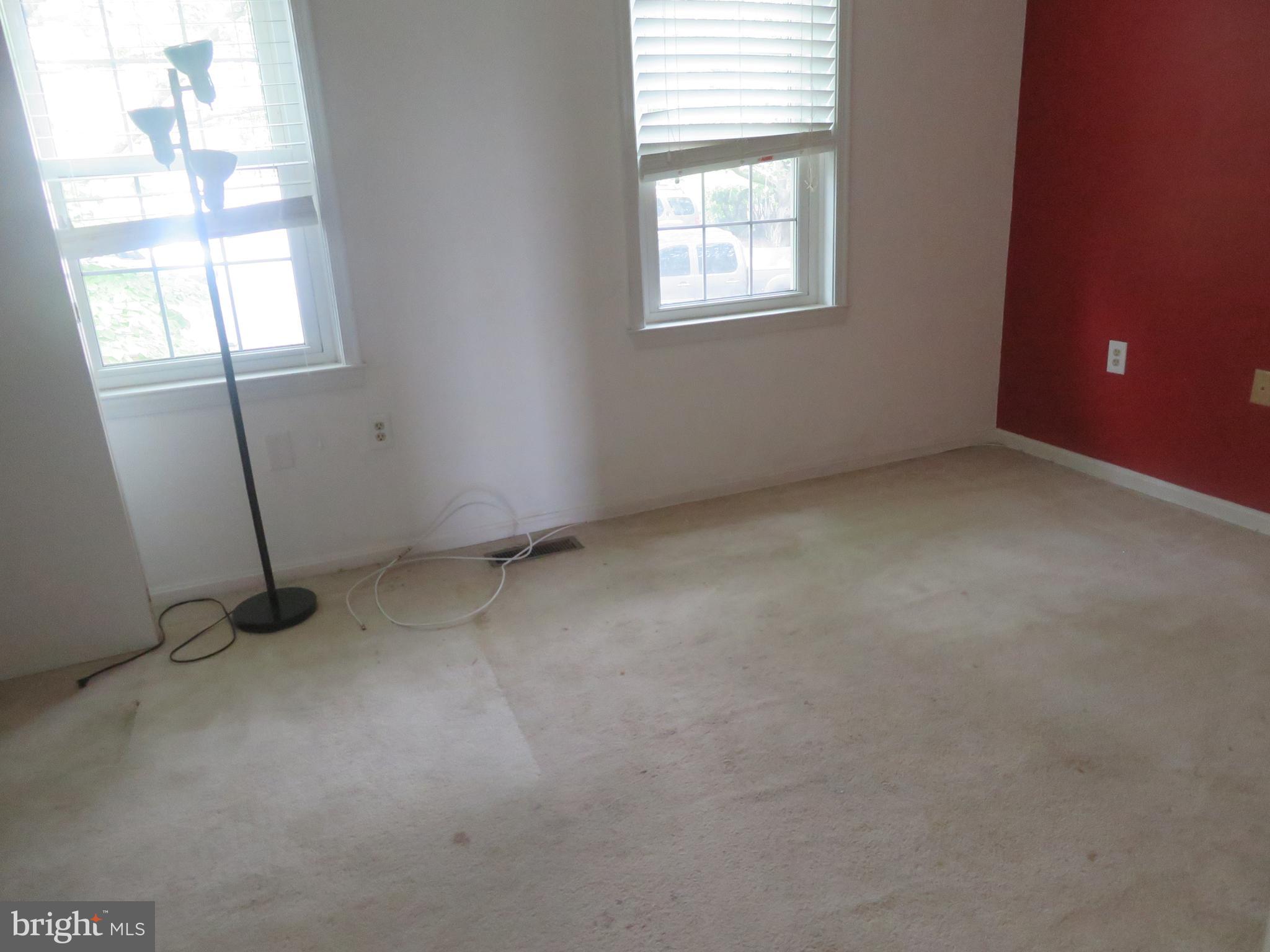 FOREST KNOLL - Residential