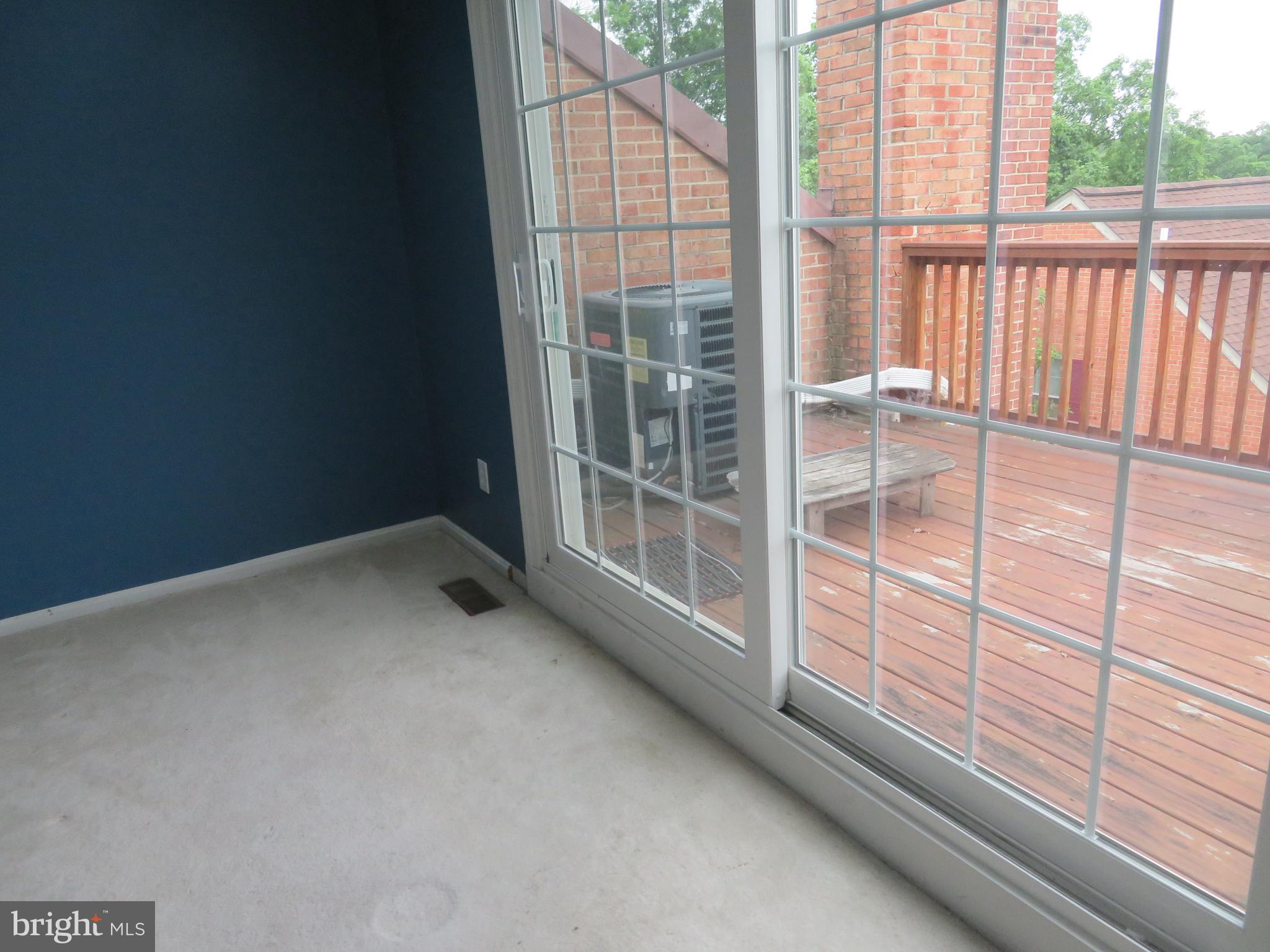 FOREST KNOLL - Residential