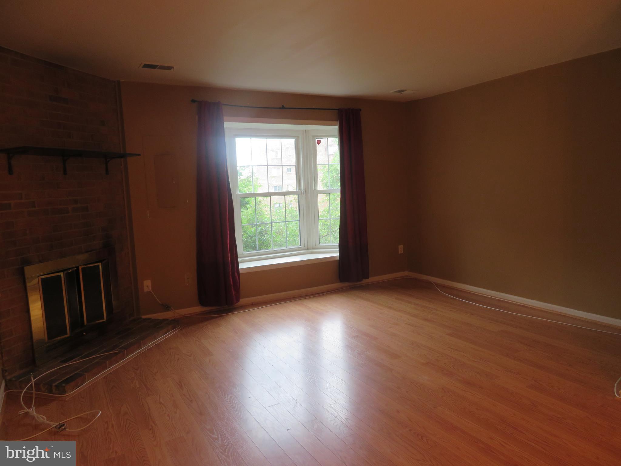 FOREST KNOLL - Residential