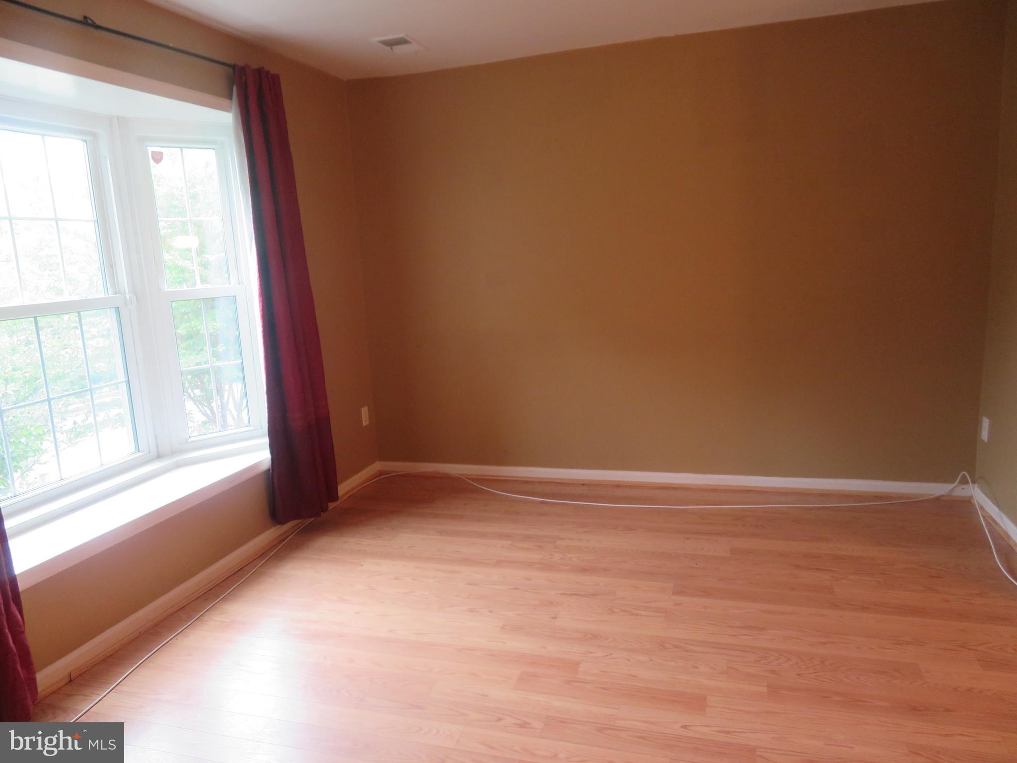 FOREST KNOLL - Residential