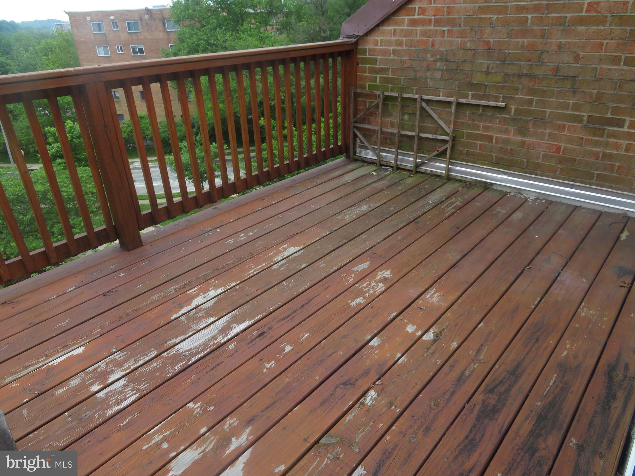 FOREST KNOLL - Residential