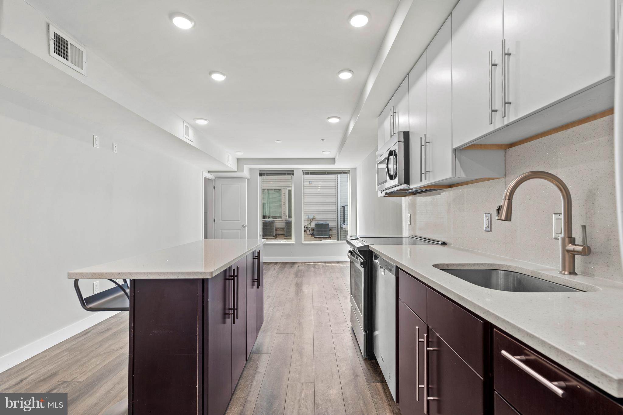 OLDE KENSINGTON - Residential