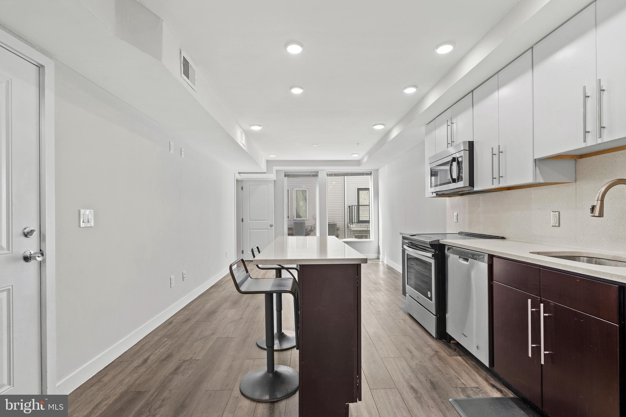 OLDE KENSINGTON - Residential