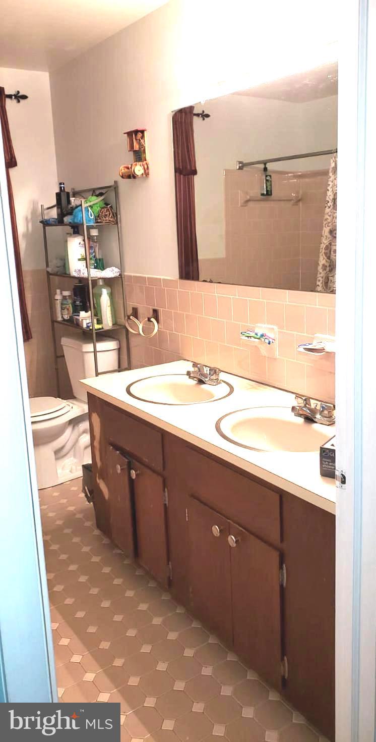 CLOVER HILL - Residential