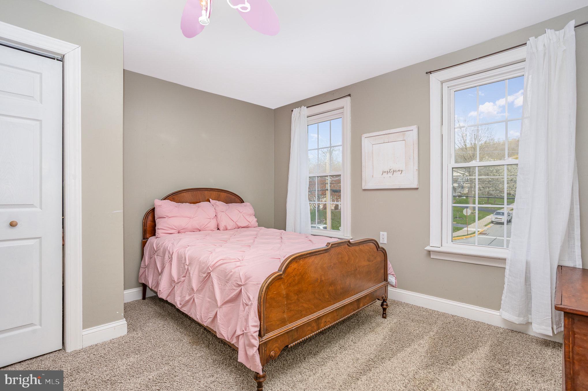 DENVER BOROUGH - Residential