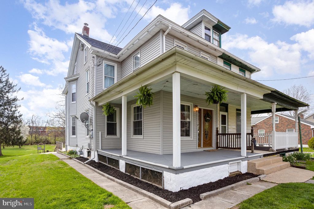 Photo of 110 Monroe Street, DENVER, PA 17517 (MLS # PALA2068018)