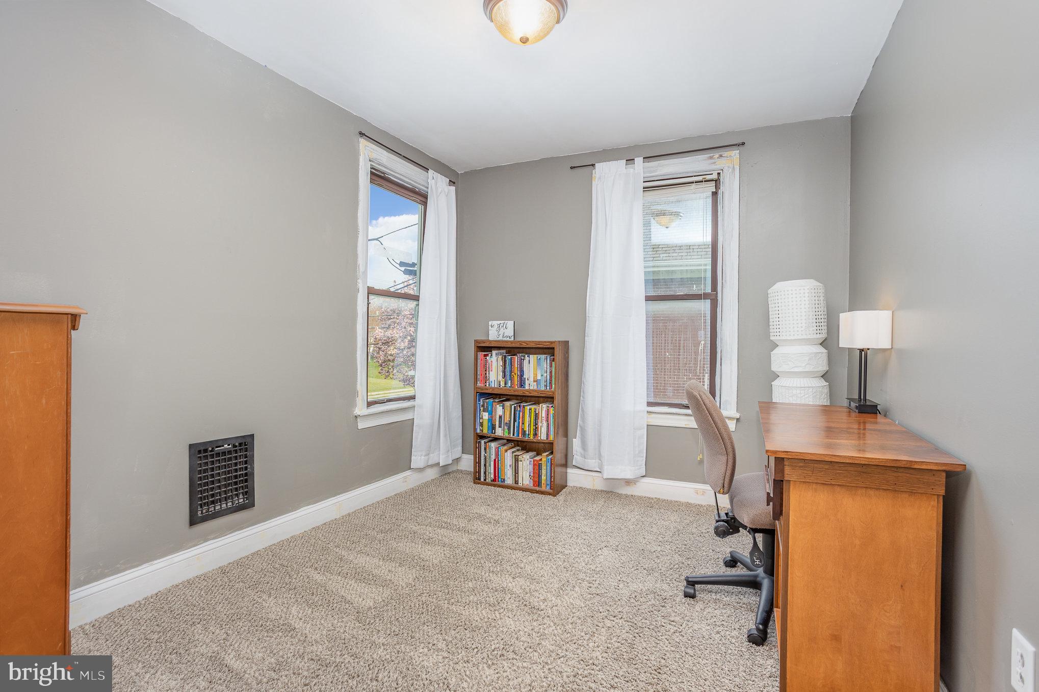 DENVER BOROUGH - Residential