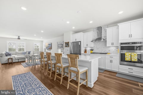 Photo of 17300 Turnstone Drive, DUMFRIES, VA 22026 (MLS # VAPW2128424)