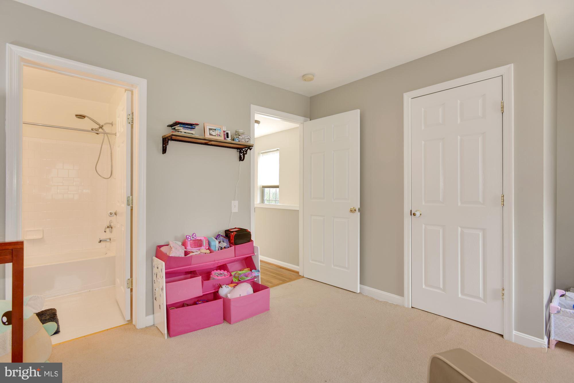 DOMINION STATION - Residential