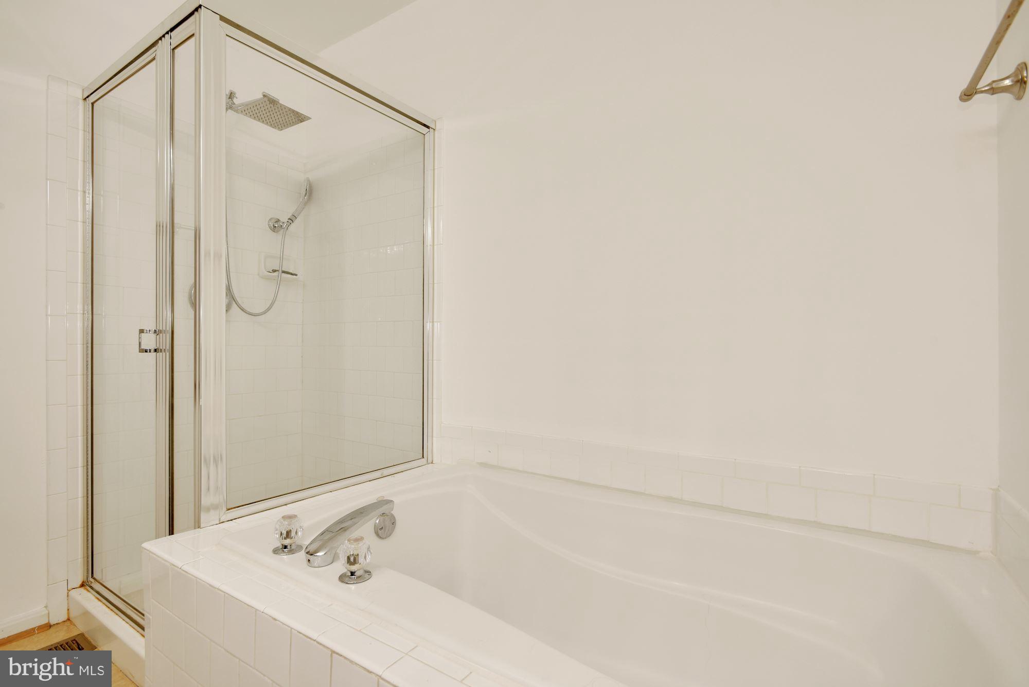 DOMINION STATION - Residential