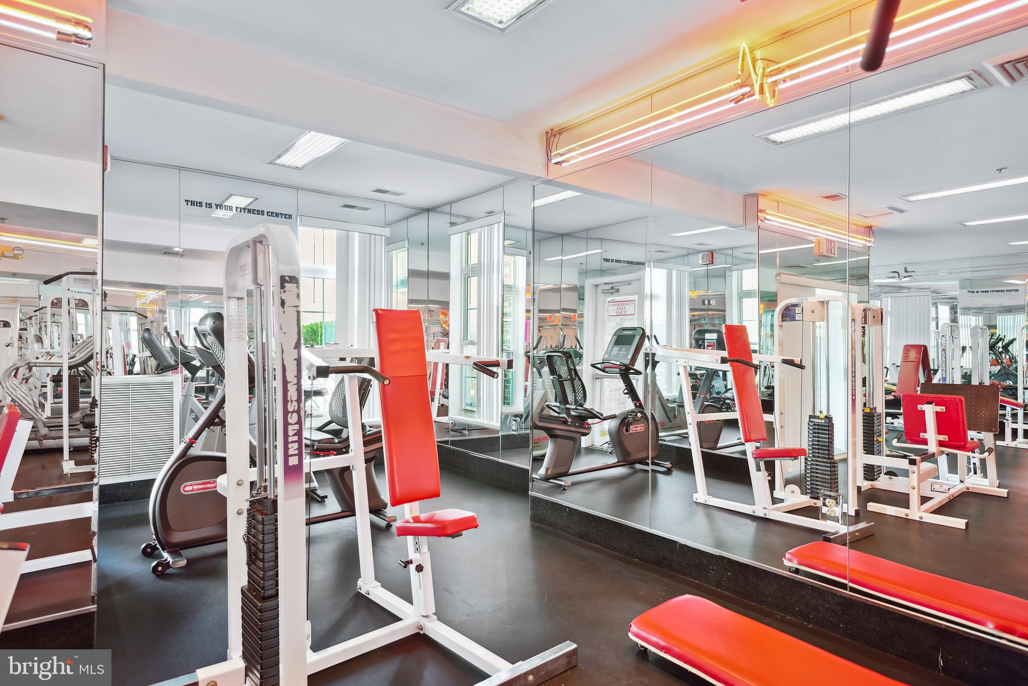 GREENBROOK MANOR - Residential