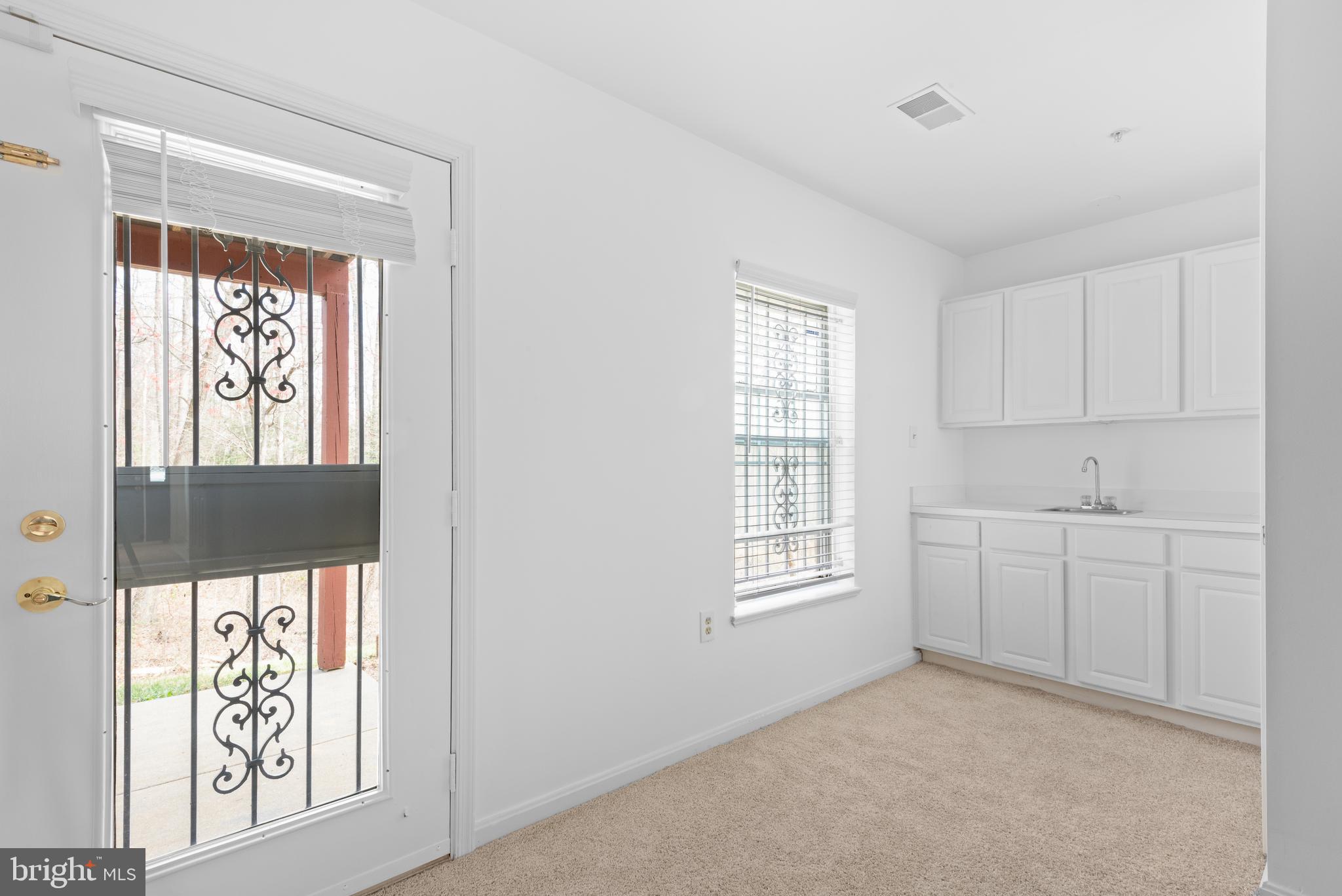 GREENBROOK MANOR - Residential