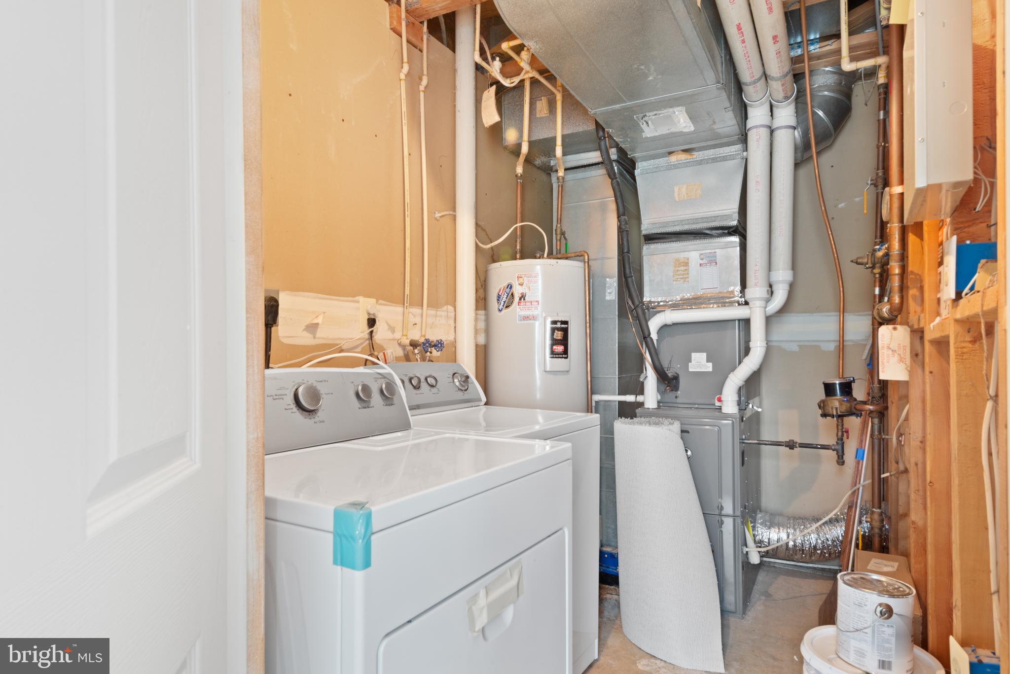 GREENBROOK MANOR - Residential