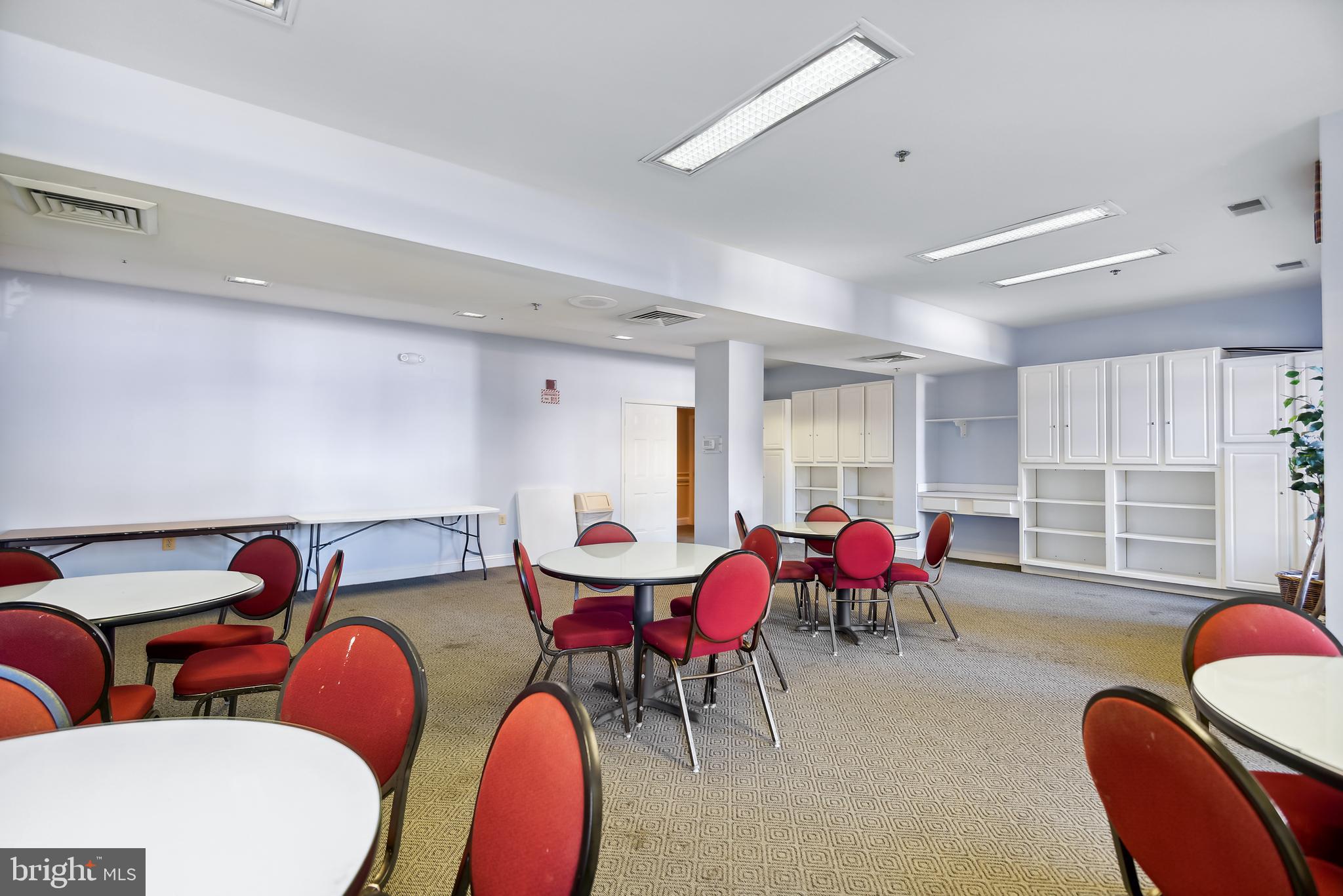 GREENBROOK MANOR - Residential