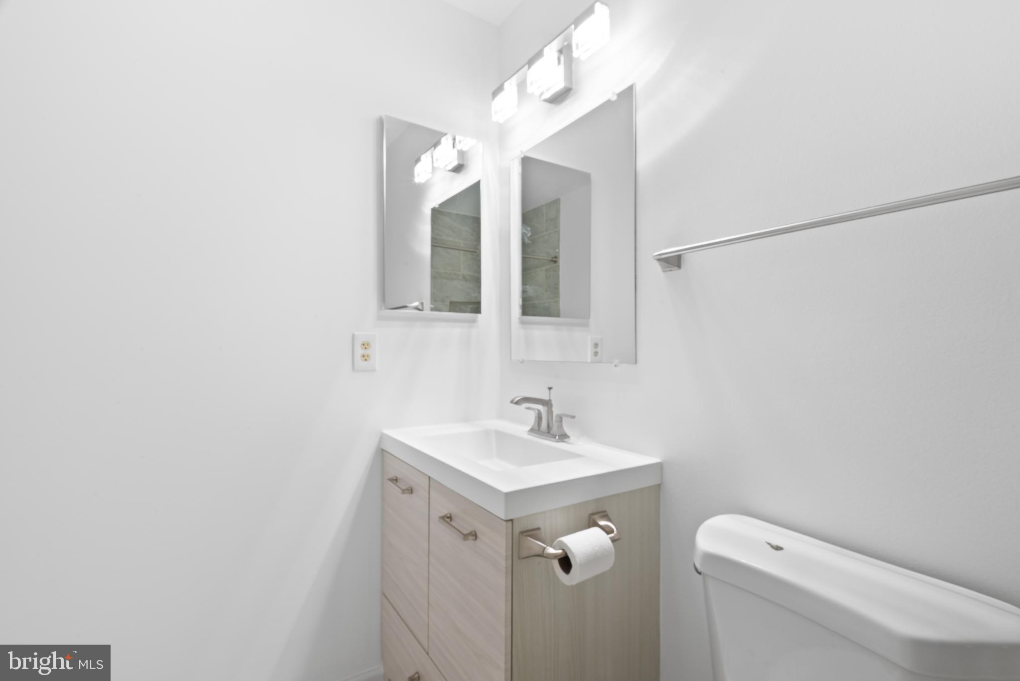 GREENBROOK MANOR - Residential