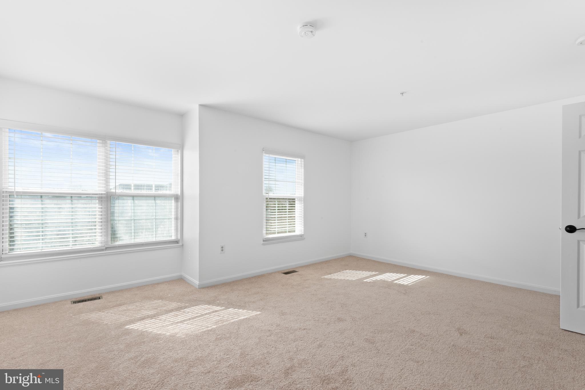 GREENBROOK MANOR - Residential