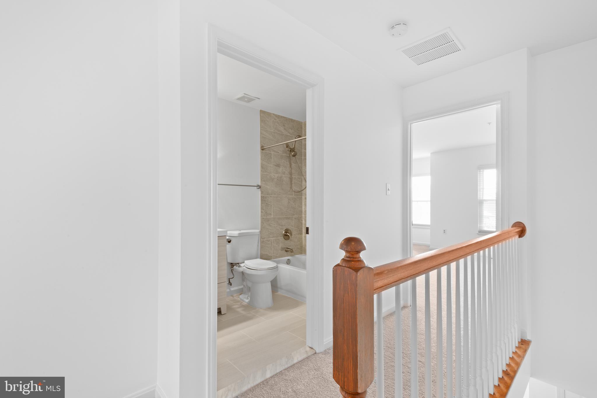 GREENBROOK MANOR - Residential