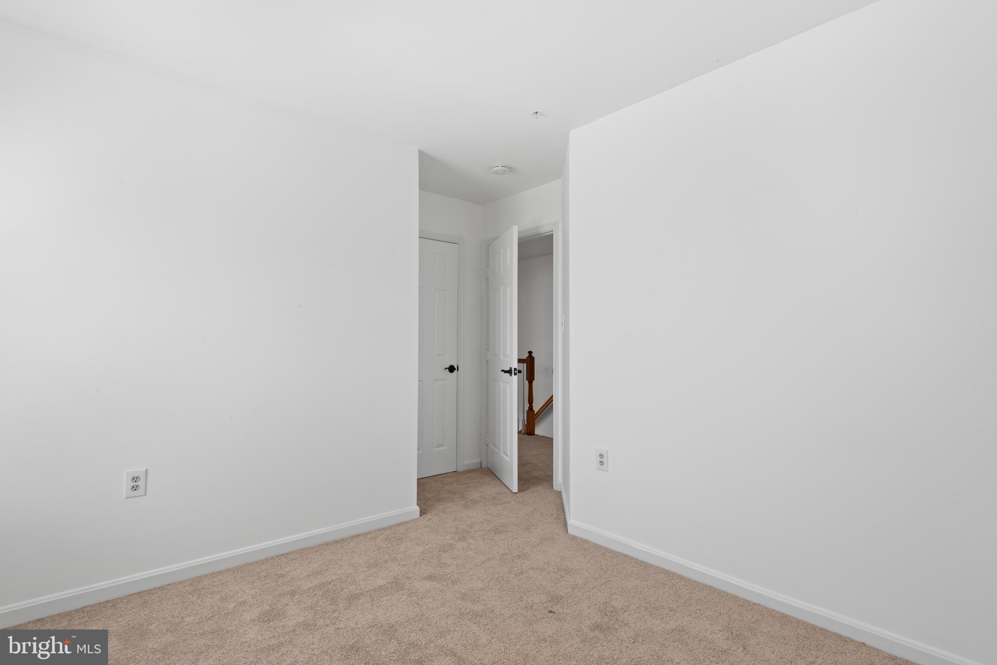 GREENBROOK MANOR - Residential