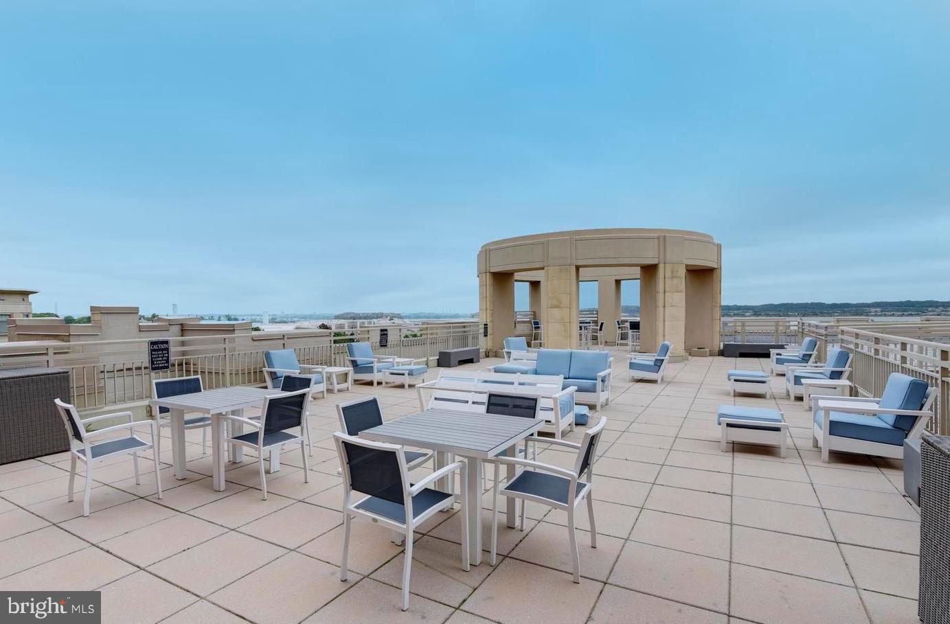 ECLIPSE ON CENTER PARK - Residential Lease