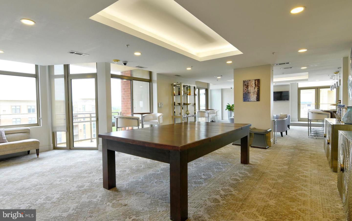 ECLIPSE ON CENTER PARK - Residential Lease