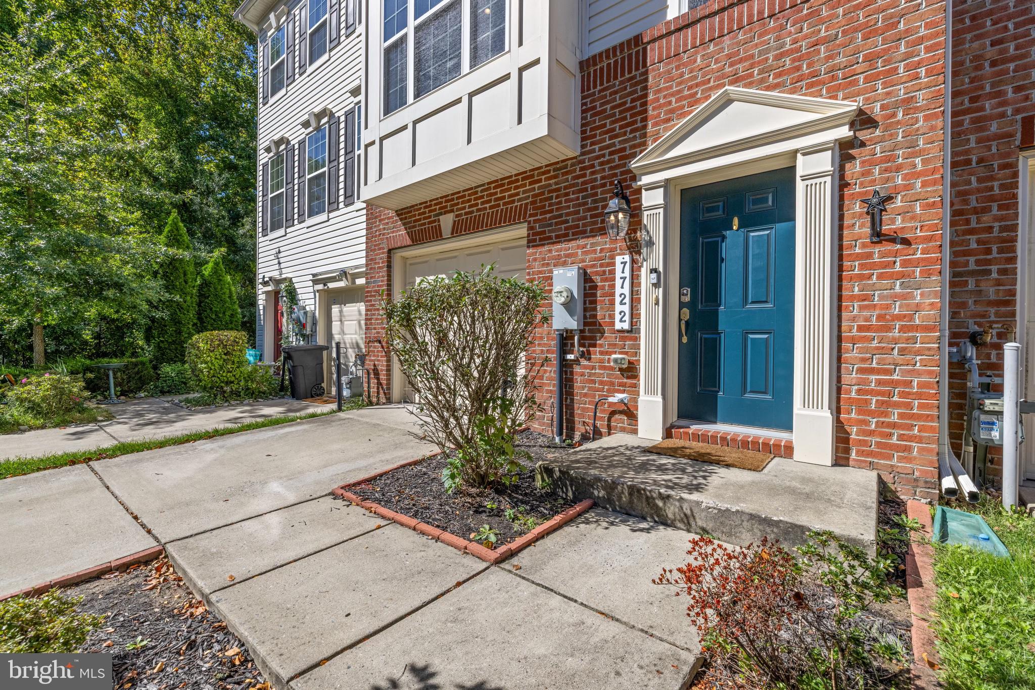 7722 GASTON PLACE