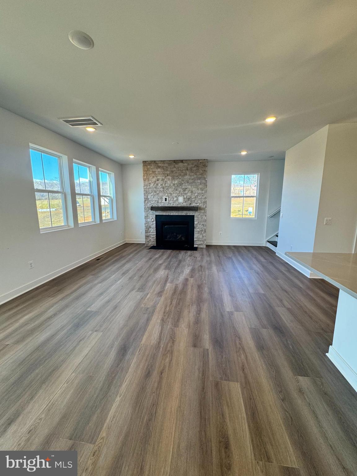 ESTATES OF TUSCARORA - Residential