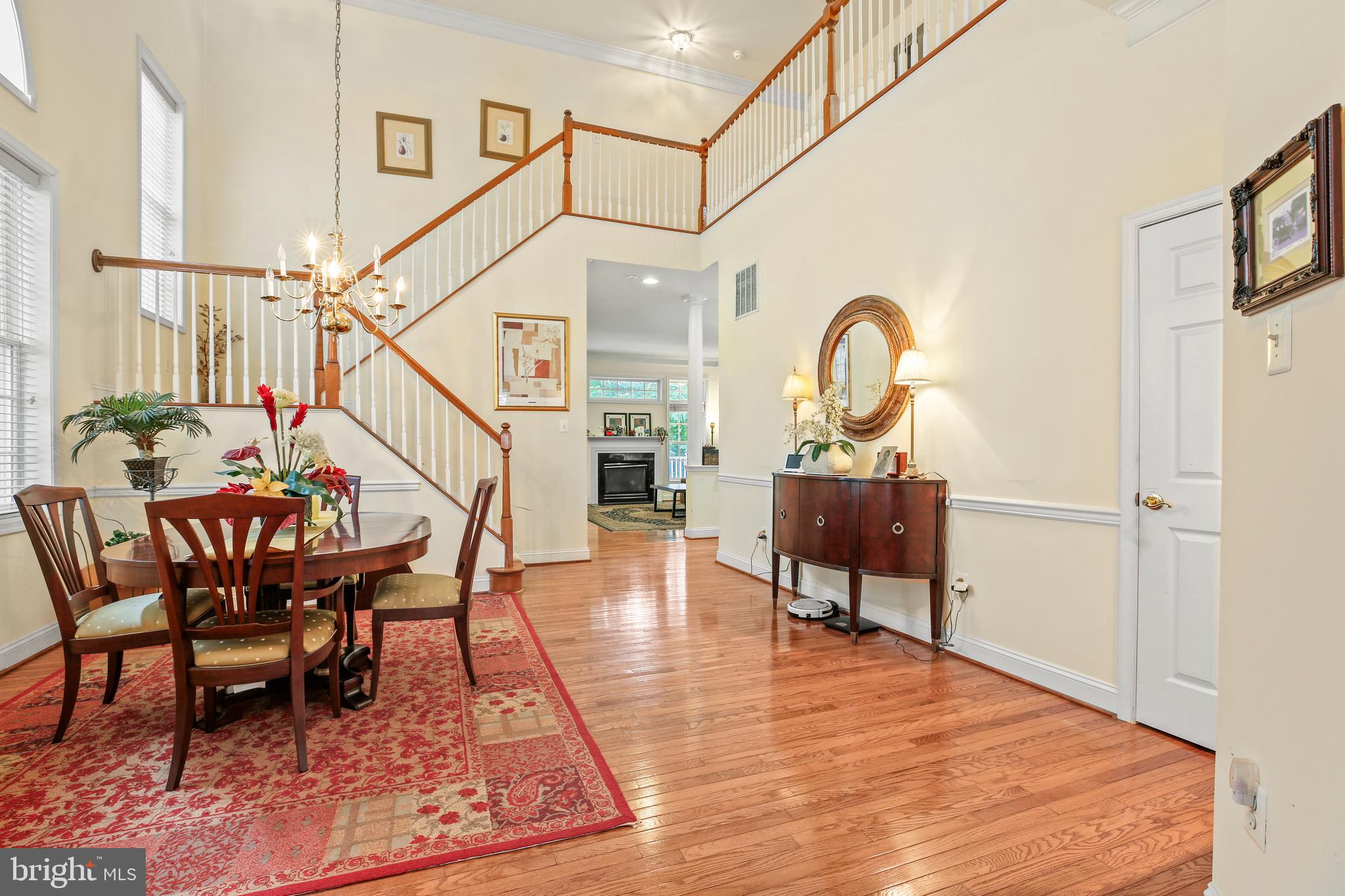 225 SHADOW GLEN COURT