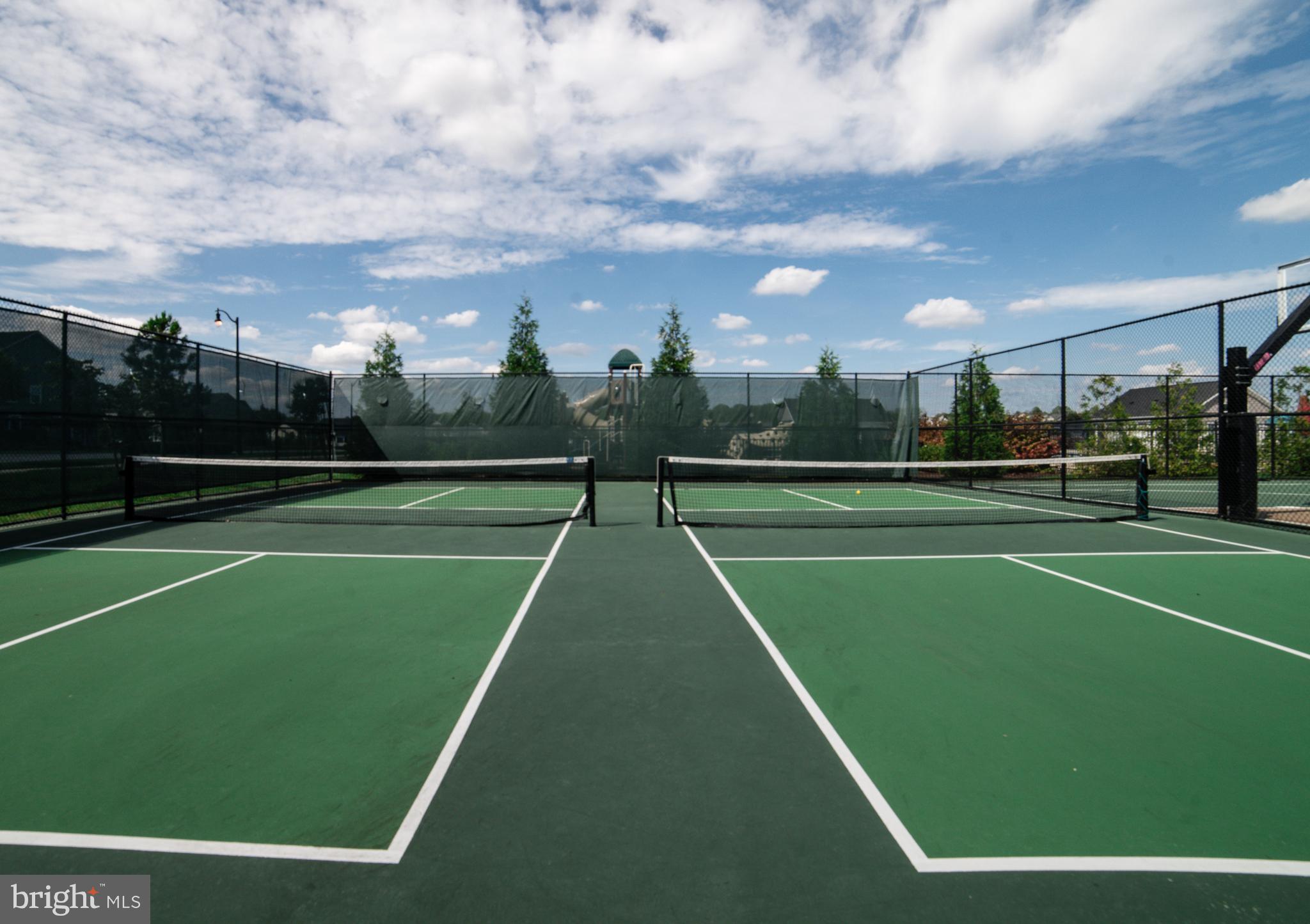 TWO RIVERS - Residential