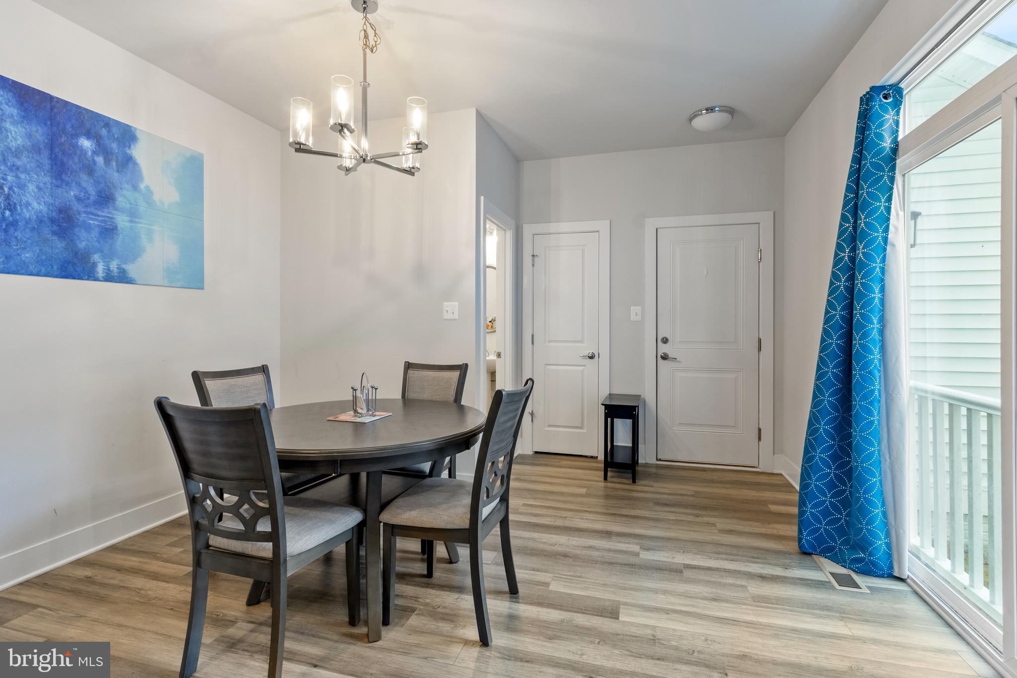 TWO RIVERS - Residential