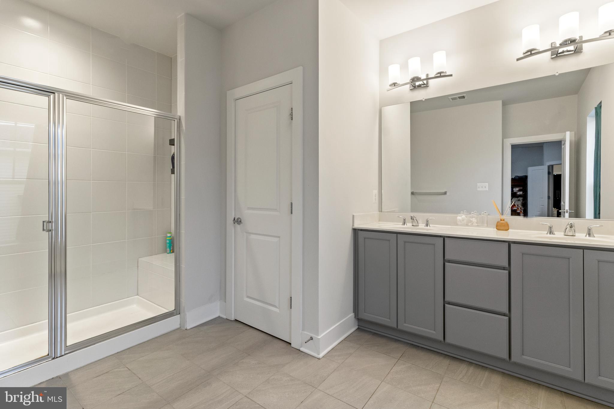 TWO RIVERS - Residential