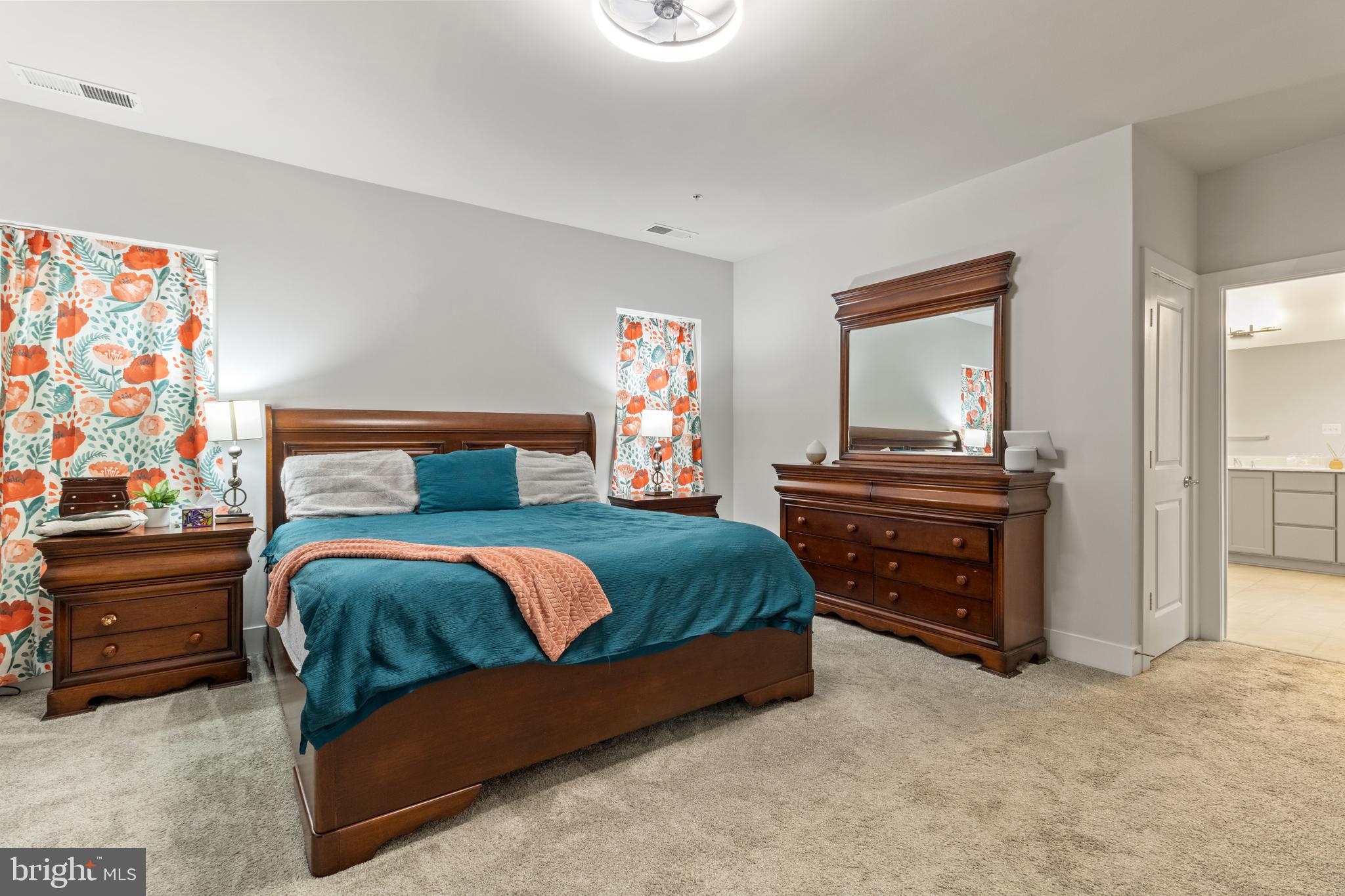 TWO RIVERS - Residential