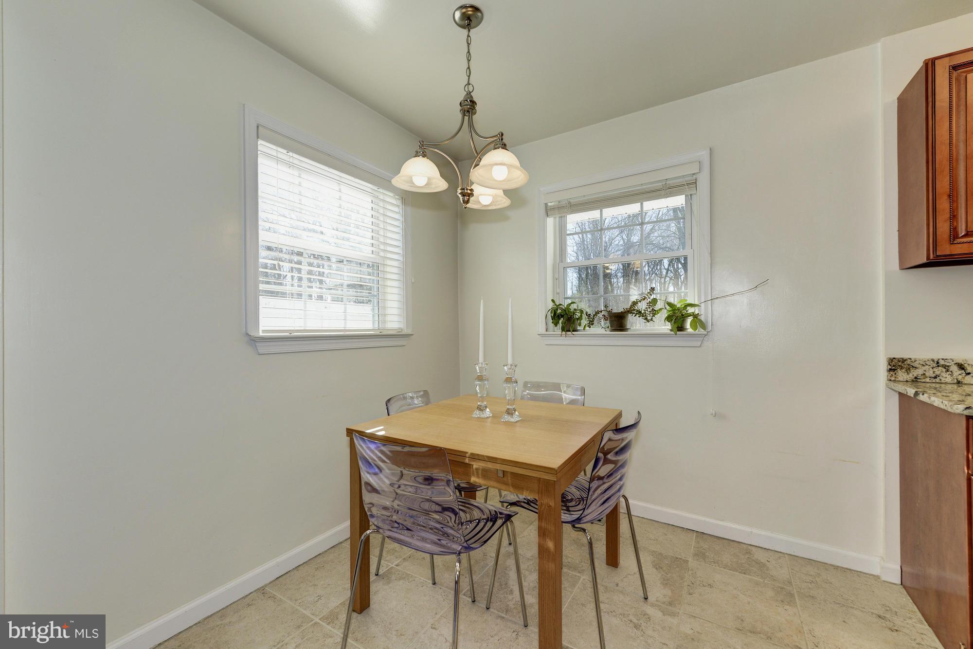 BROYHILL PARK - Residential